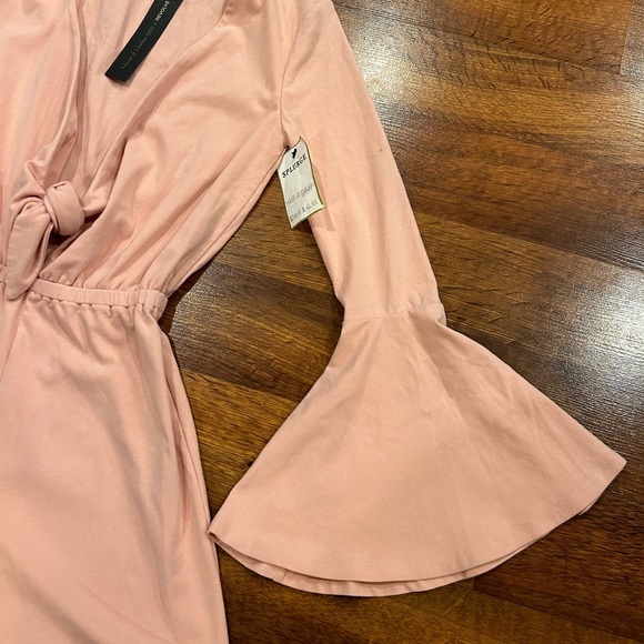 House of Harlow 1960 x Revolve Pink Romper Women’s Size Small Flare Sleeves - Picture 2 of 9